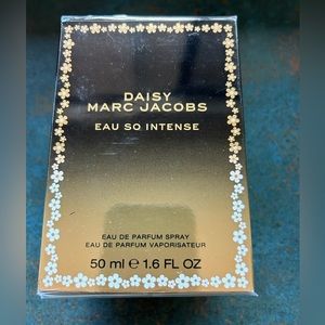 Daisy marc Jacob’s perfume